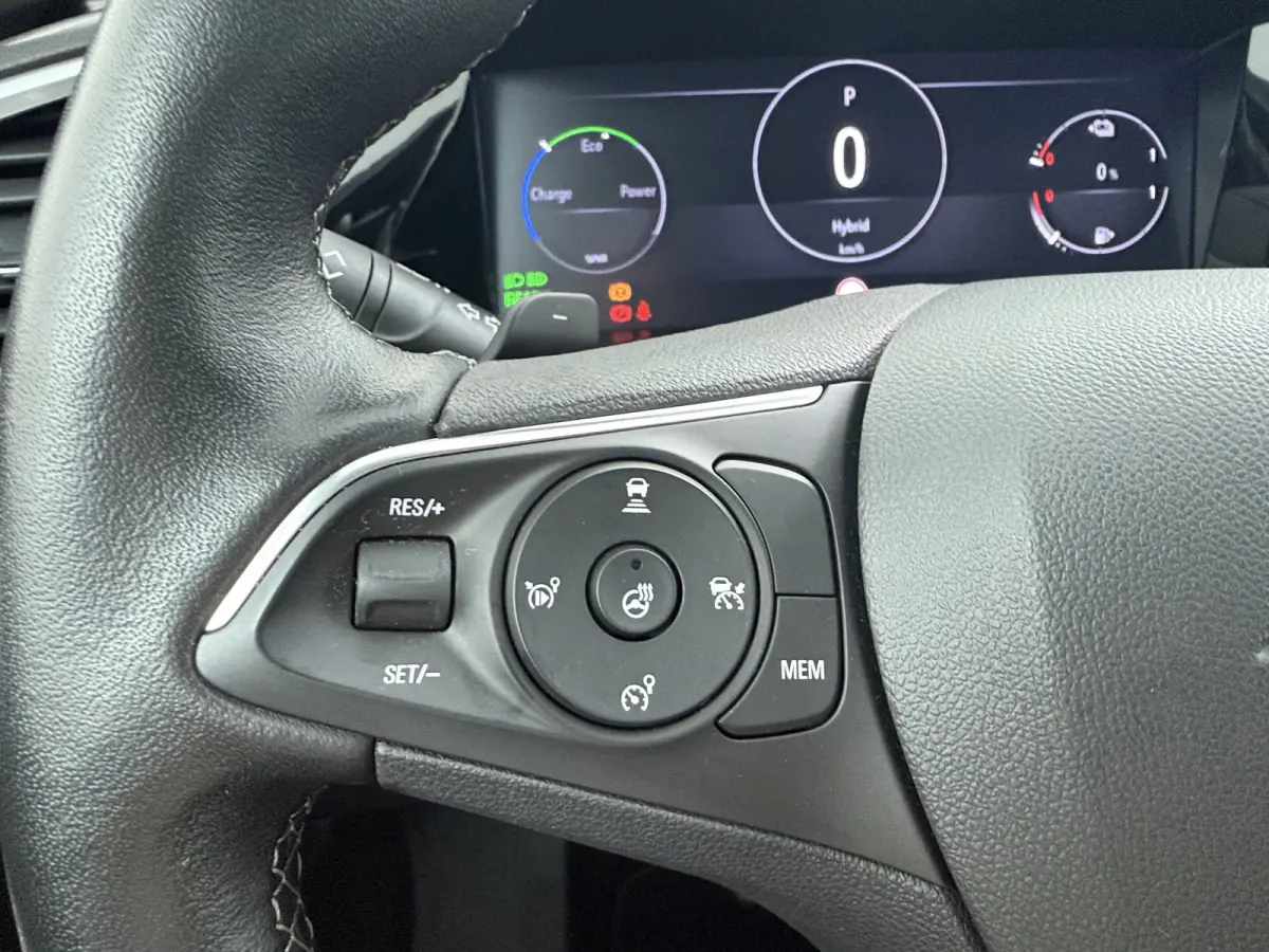 1.6 Turbo Plug-In Hybrid GS Line | Adaptieve Cruise Control | Stoel en stuurwiel verwarming | | Achteruitrijcamera | Afwijkende dakkleur | Apple Carplay/Android Auto|telefoonintegratie premi