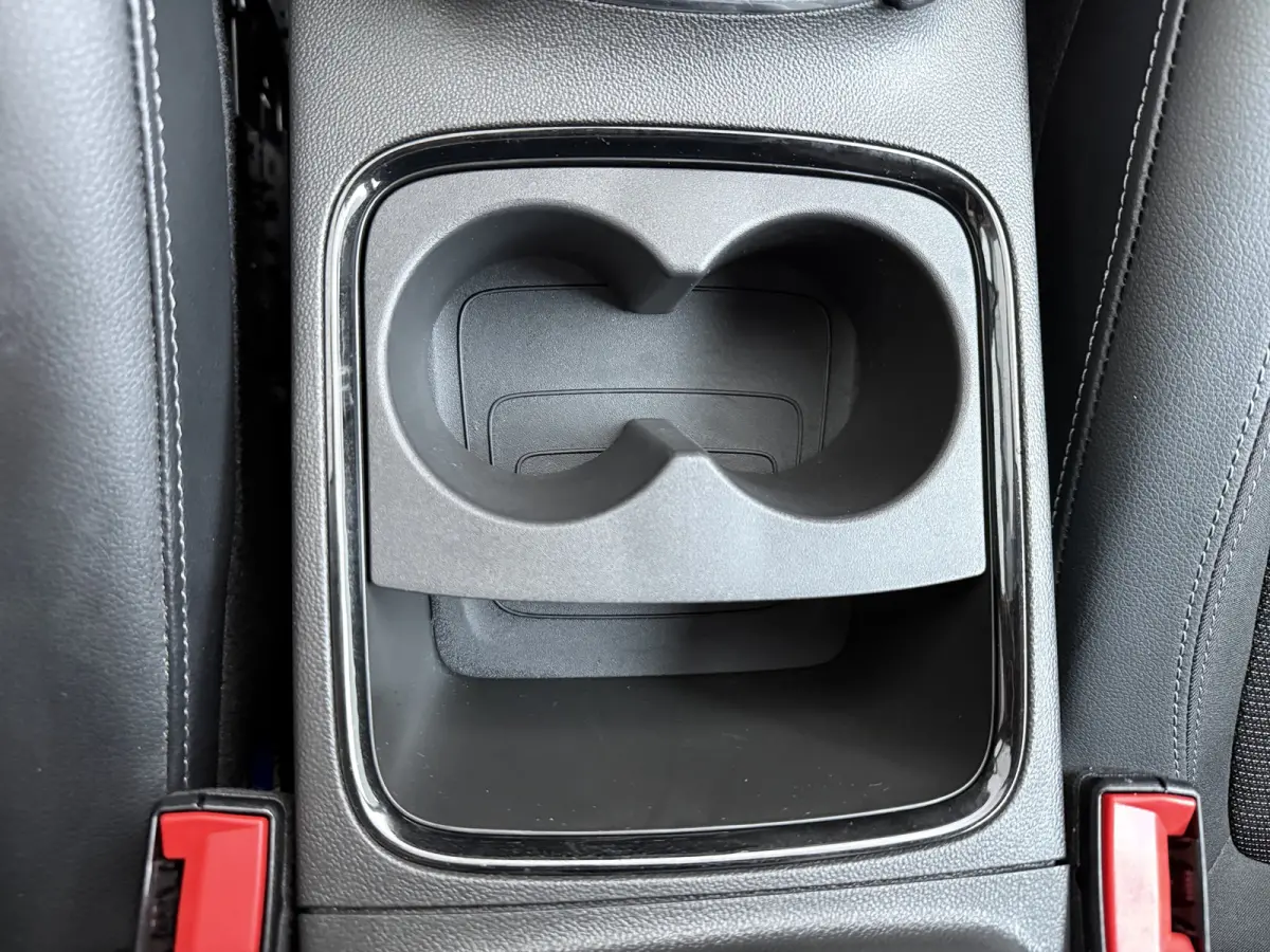 1.6 Turbo Plug-In Hybrid GS Line | Adaptieve Cruise Control | Stoel en stuurwiel verwarming | | Achteruitrijcamera | Afwijkende dakkleur | Apple Carplay/Android Auto|telefoonintegratie premi