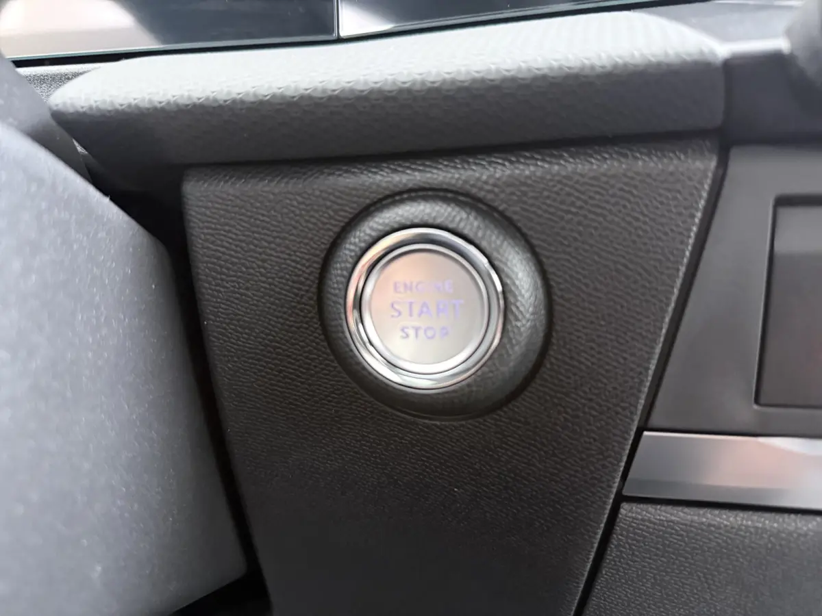 Business Edition | ND | 11 kW boordlader (3-fase) | Achteruitrijcamera | Adaptive Cruise Control