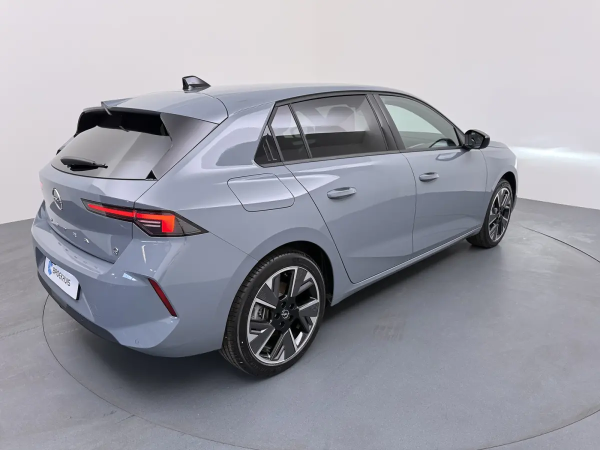Business Edition | ND | 11 kW boordlader (3-fase) | Achteruitrijcamera | Adaptive Cruise Control