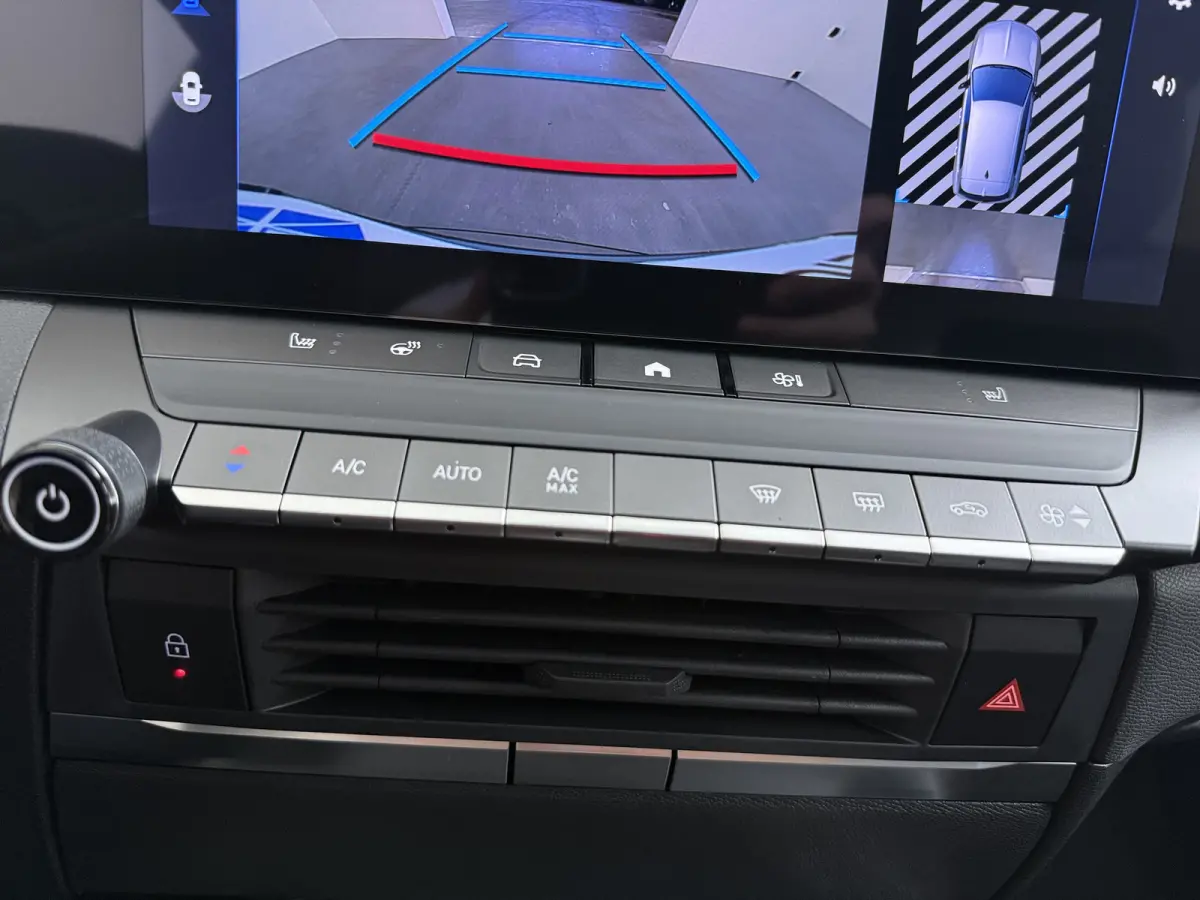 Business Edition | ND | 11 kW boordlader (3-fase) | Achteruitrijcamera | Adaptive Cruise Control