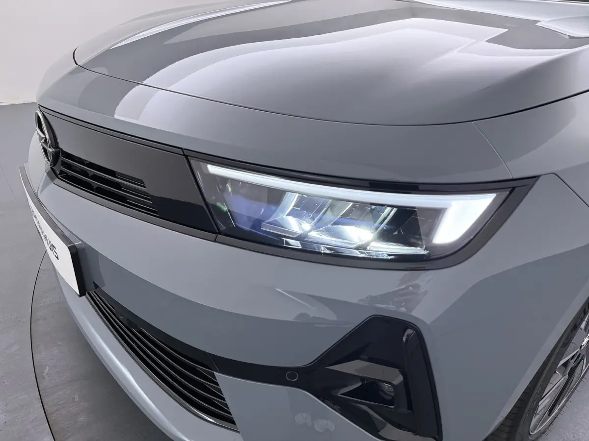 Business Edition | ND | 11 kW boordlader (3-fase) | Achteruitrijcamera | Adaptive Cruise Control