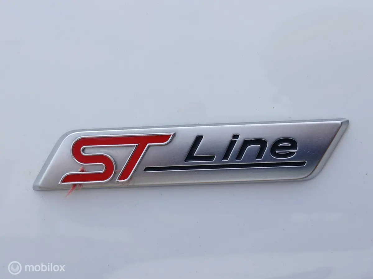 1.0 EcoBoost ST-Line 140 PK