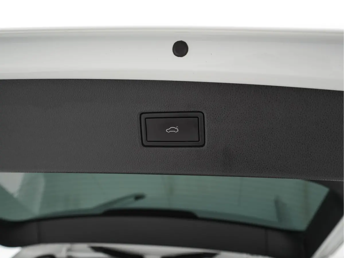 1.5 TSI Life Business Mild-Hybrid (INCL-BTW) Aut. *FULL-LED | ERGONOMIC-SPORTSEATS | KEYLESS | DAB | CARPLAY | ADAPTIVE-CRUISE | PRIVACY-GLASS | NAVI-FULLMAP | DIGI-COCKPIT | SHIFTPADDLES | 