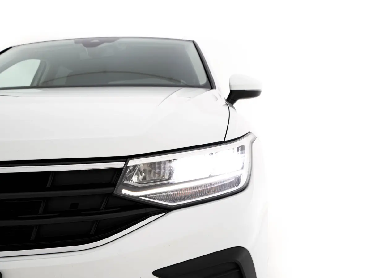 1.5 TSI Life Business Mild-Hybrid (INCL-BTW) Aut. *FULL-LED | ERGONOMIC-SPORTSEATS | KEYLESS | DAB | CARPLAY | ADAPTIVE-CRUISE | PRIVACY-GLASS | NAVI-FULLMAP | DIGI-COCKPIT | SHIFTPADDLES | 