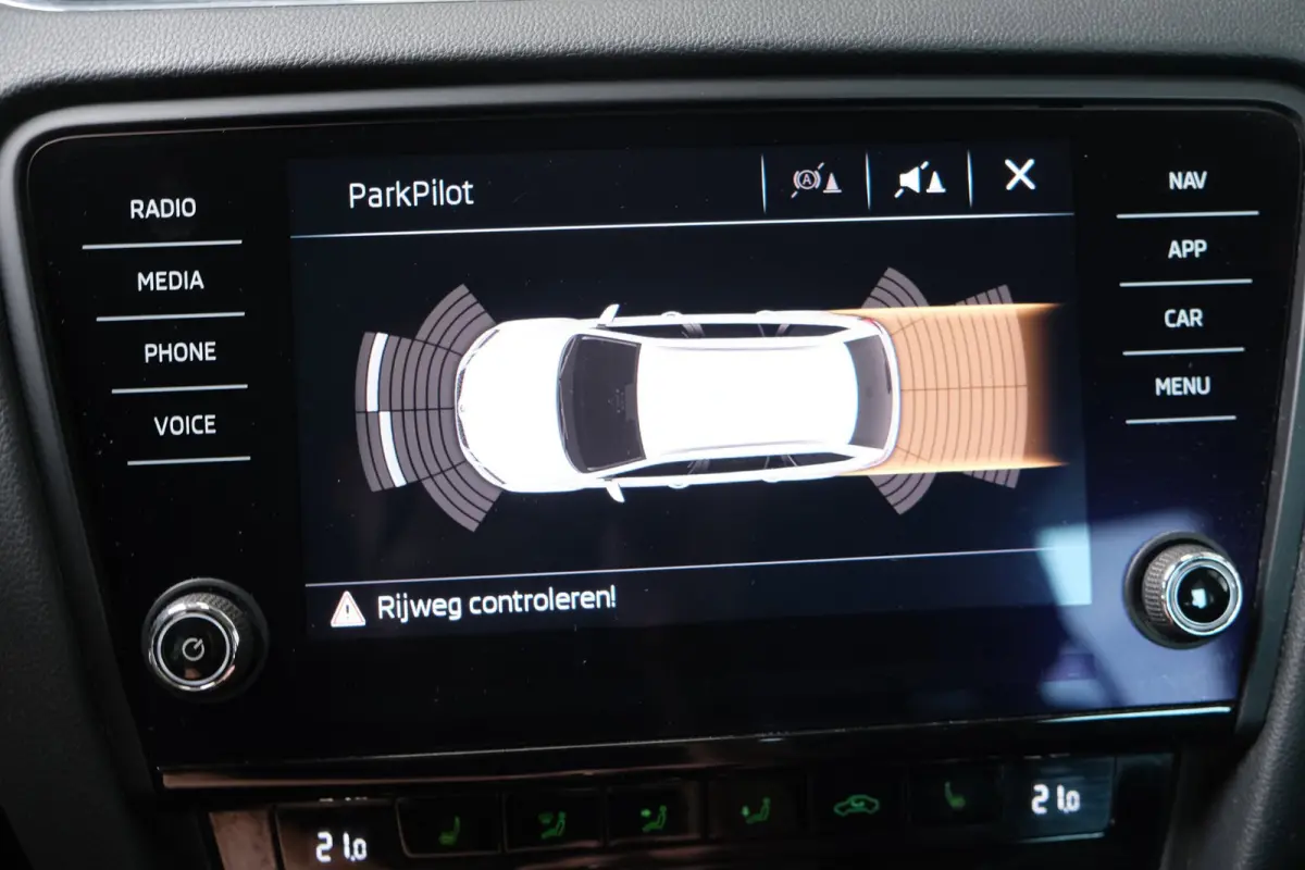 2.0 TDI Greentech Style Automaat > Export netto €6750,- <