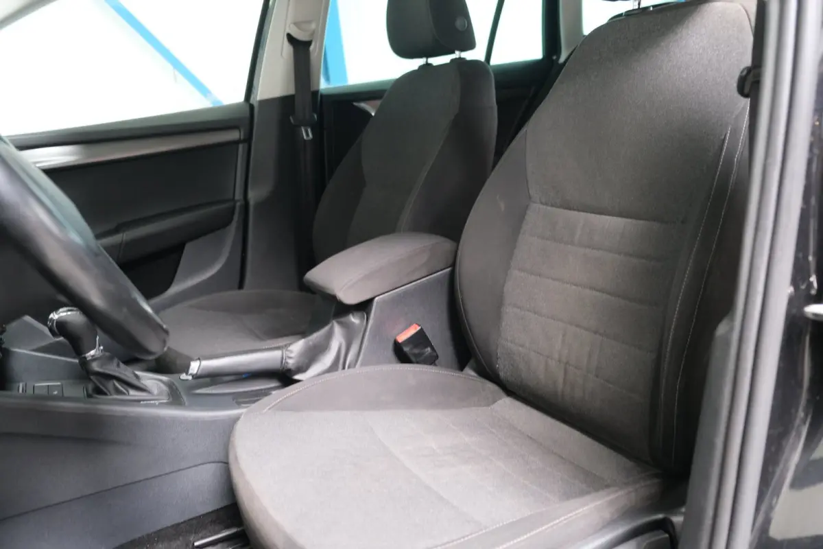2.0 TDI Greentech Style Automaat > Export netto €6750,- <