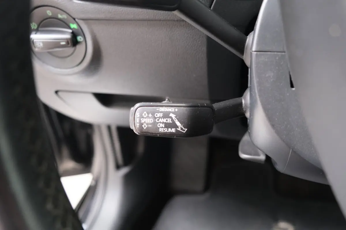 2.0 TDI Greentech Style Automaat > Export netto €6750,- <