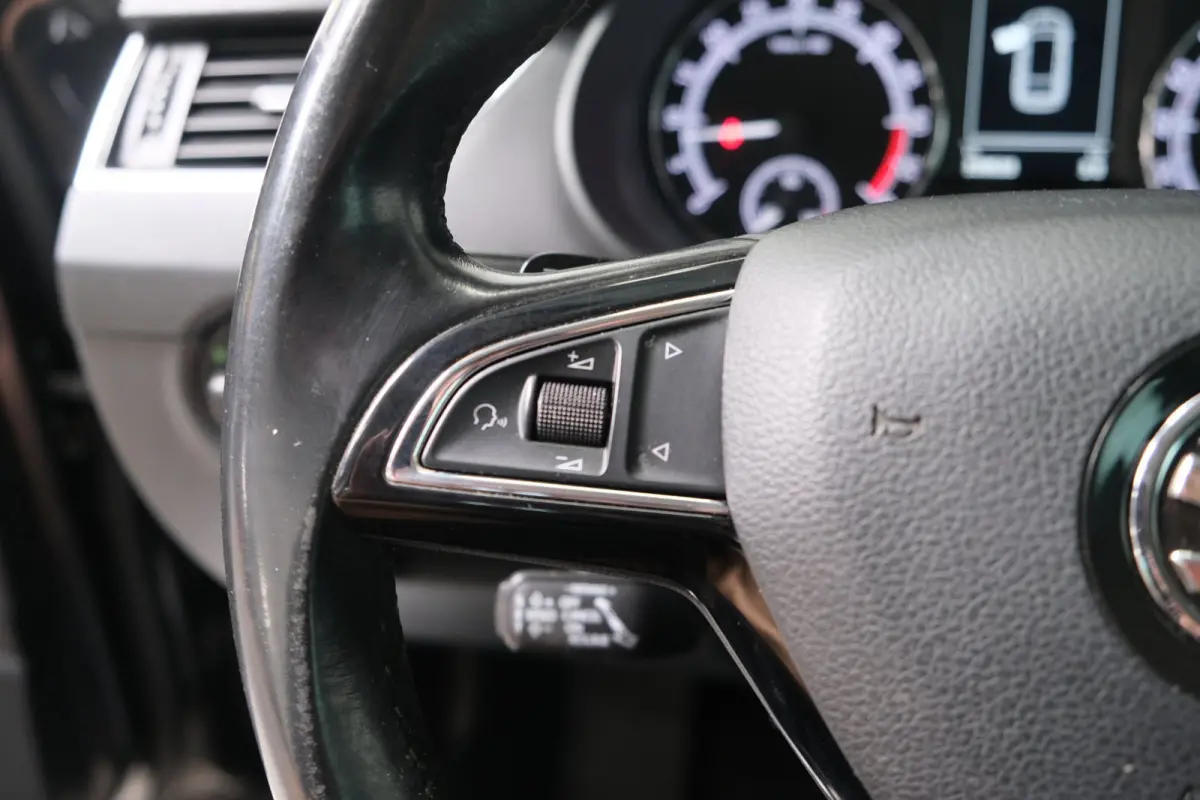 2.0 TDI Greentech Style Automaat > Export netto €6750,- <