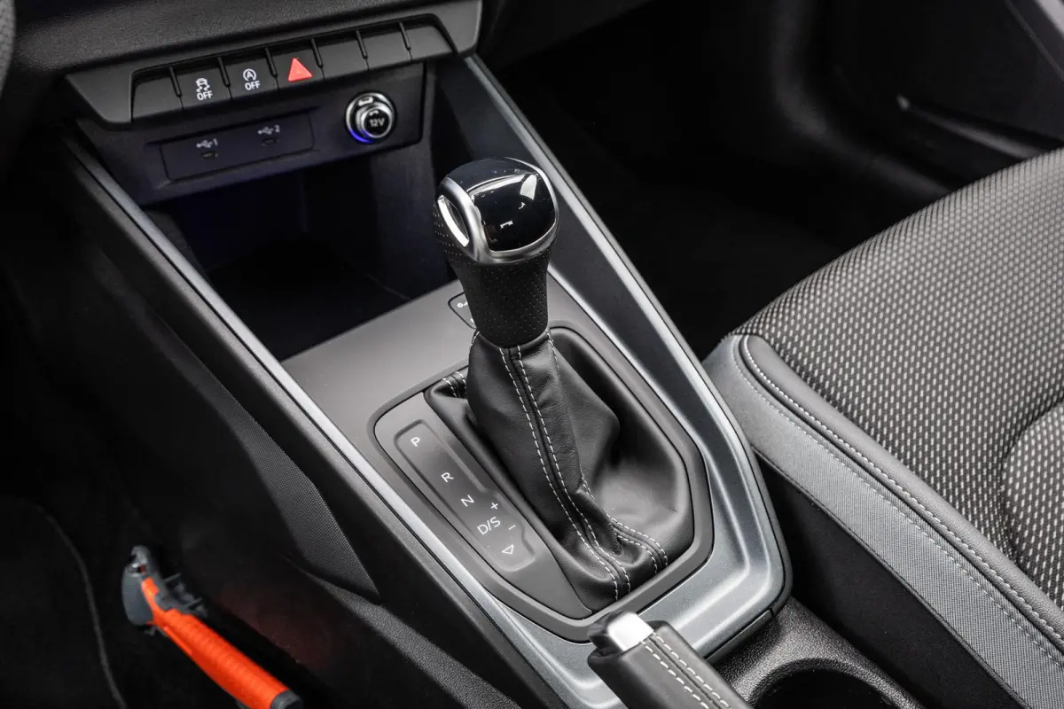35 TFSI 150pk S-tronic S edition | Stoelverwarming | Autom. Airco | Afgevlakt Sportstuur