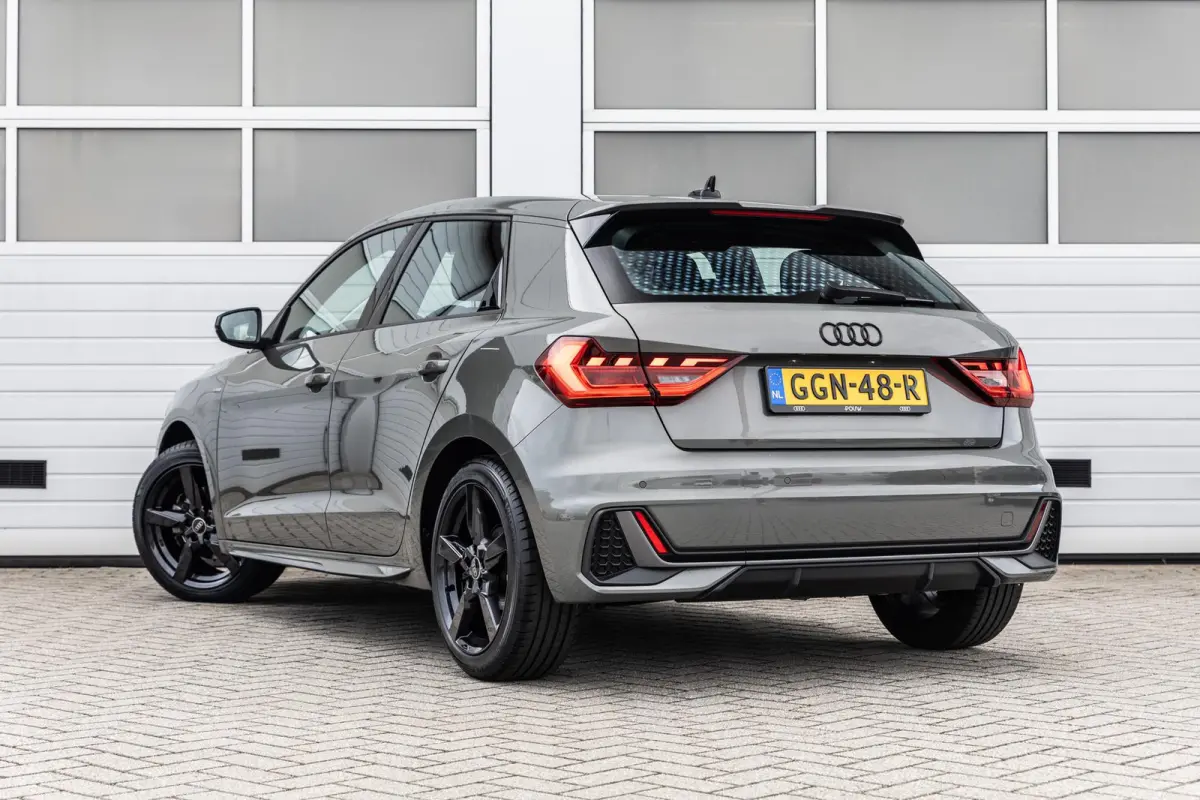 35 TFSI 150pk S-tronic S edition | Stoelverwarming | Autom. Airco | Afgevlakt Sportstuur