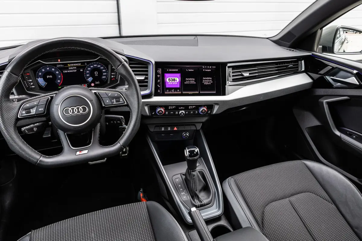 35 TFSI 150pk S-tronic S edition | Stoelverwarming | Autom. Airco | Afgevlakt Sportstuur
