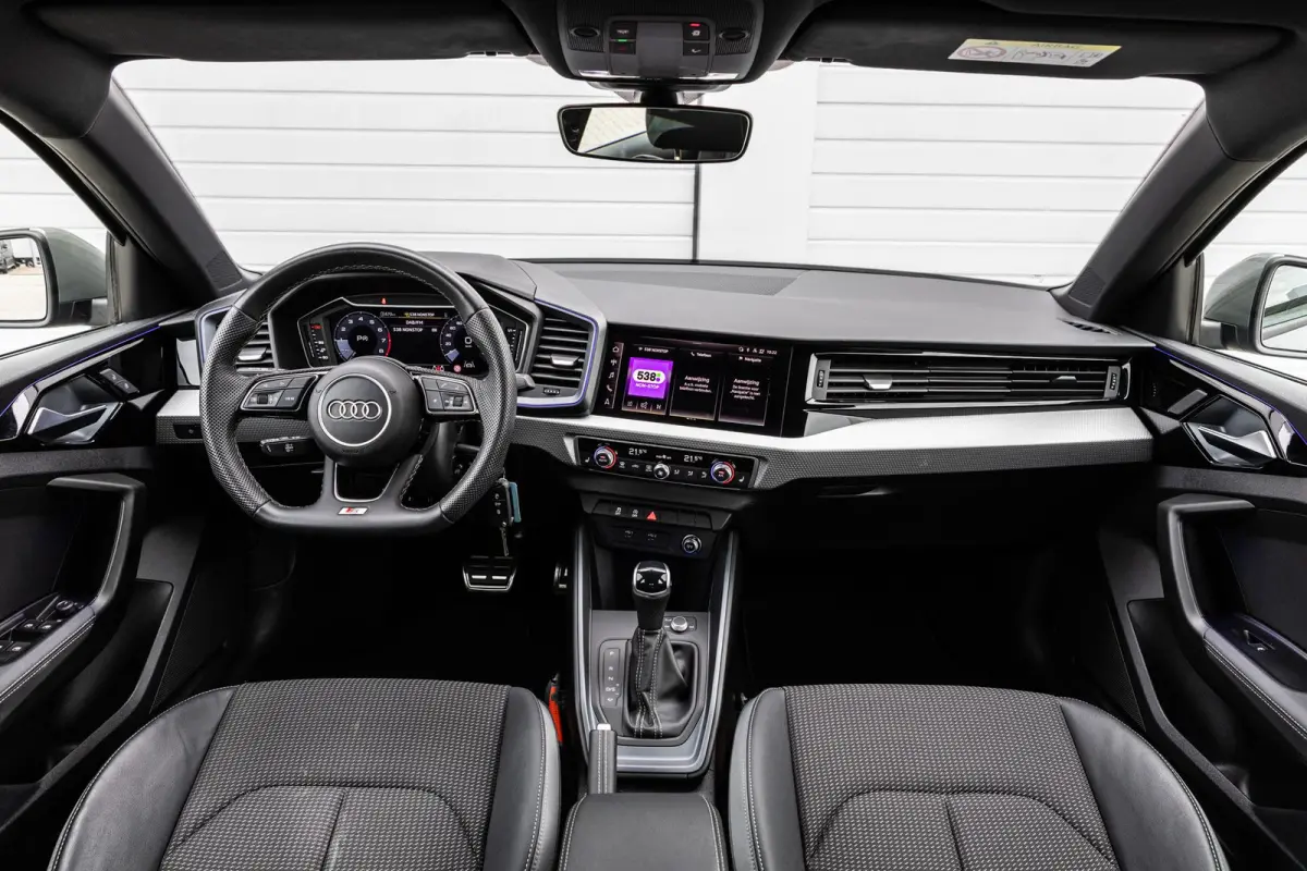 35 TFSI 150pk S-tronic S edition | Stoelverwarming | Autom. Airco | Afgevlakt Sportstuur