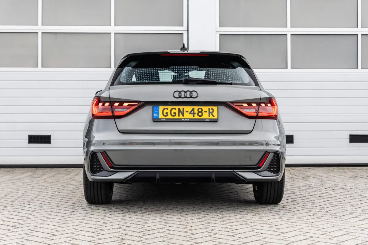 35 TFSI 150pk S-tronic S edition | Stoelverwarming | Autom. Airco | Afgevlakt Sportstuur