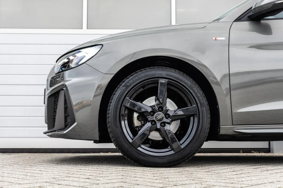 35 TFSI 150pk S-tronic S edition | Stoelverwarming | Autom. Airco | Afgevlakt Sportstuur