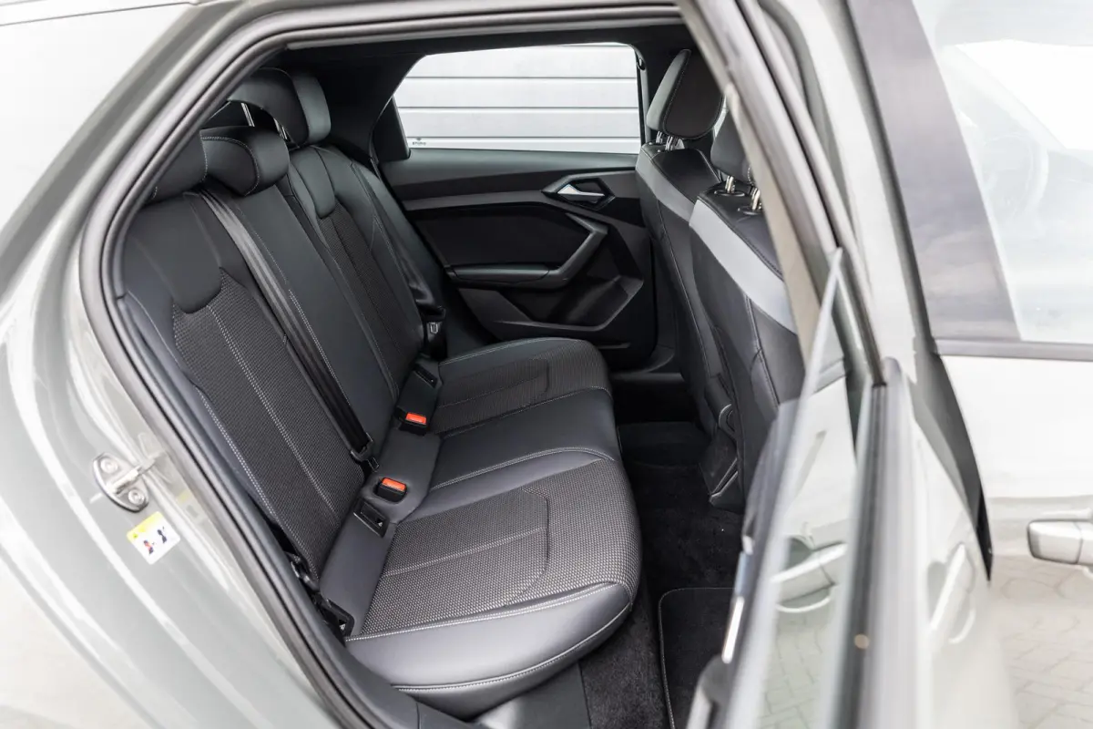 35 TFSI 150pk S-tronic S edition | Stoelverwarming | Autom. Airco | Afgevlakt Sportstuur