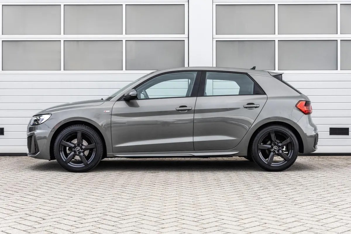 35 TFSI 150pk S-tronic S edition | Stoelverwarming | Autom. Airco | Afgevlakt Sportstuur