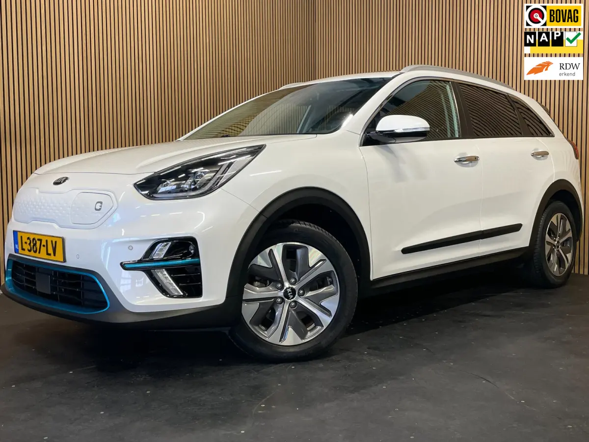DynamicPlusLine 39 kWh|100% SOH|1/2 LEDER|DAKJE|ACC|STOEL+STUURVERW.|CARPLAY|CAMERA|CLIMA+CRUISE|VESS|NAP|NL|INCL.BTW|