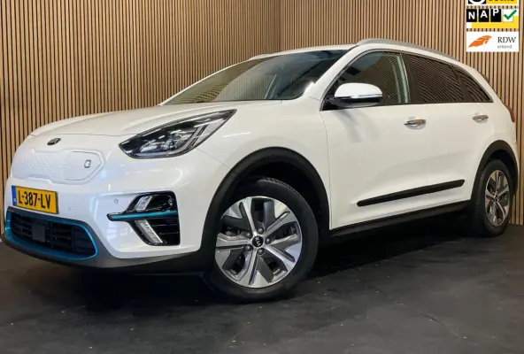 DynamicPlusLine 39 kWh|100% SOH|1/2 LEDER|DAKJE|ACC|STOEL+STUURVERW.|CARPLAY|CAMERA|CLIMA+CRUISE|VESS|NAP|NL|INCL.BTW|