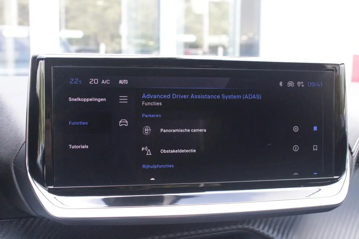 1.2 Hybrid 145PK AUTOMAAT GT | CAMERA VOOR + ACHTER | NAVIGATIE | DRAADLOZE APPLE CARPLAY/ANDROID AUTO | FULL LED KOPLAMPEN | LICHTMETALEN VELGEN 17" | DODEHOEK DETECTIE | DRAADLOZE TELEFOON
