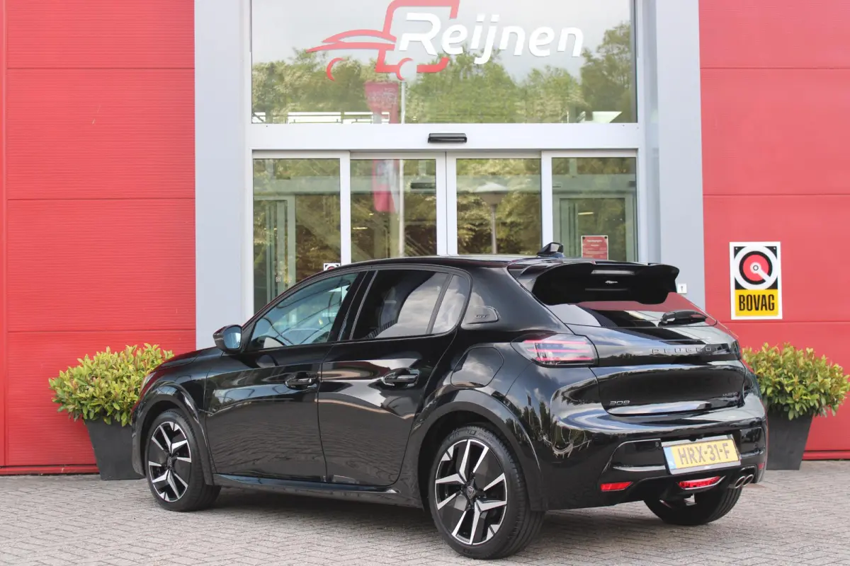 1.2 Hybrid 145PK AUTOMAAT GT | CAMERA VOOR + ACHTER | NAVIGATIE | DRAADLOZE APPLE CARPLAY/ANDROID AUTO | FULL LED KOPLAMPEN | LICHTMETALEN VELGEN 17" | DODEHOEK DETECTIE | DRAADLOZE TELEFOON