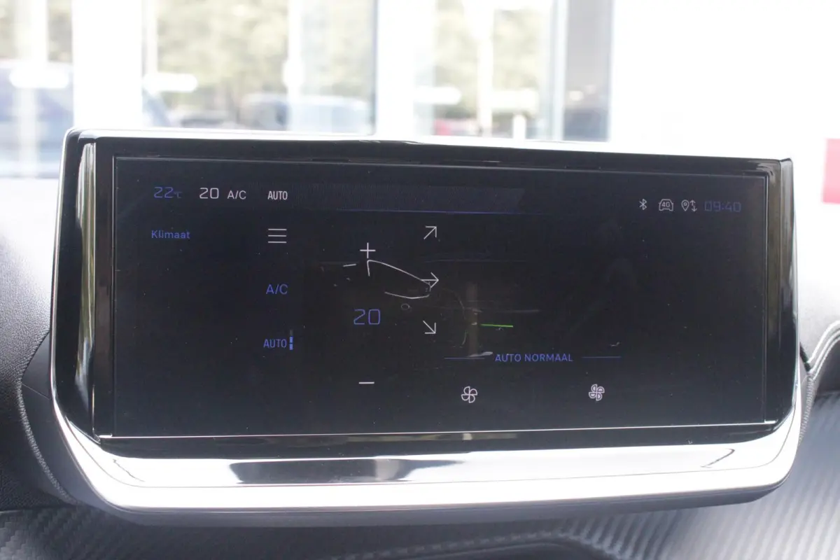 1.2 Hybrid 145PK AUTOMAAT GT | CAMERA VOOR + ACHTER | NAVIGATIE | DRAADLOZE APPLE CARPLAY/ANDROID AUTO | FULL LED KOPLAMPEN | LICHTMETALEN VELGEN 17" | DODEHOEK DETECTIE | DRAADLOZE TELEFOON