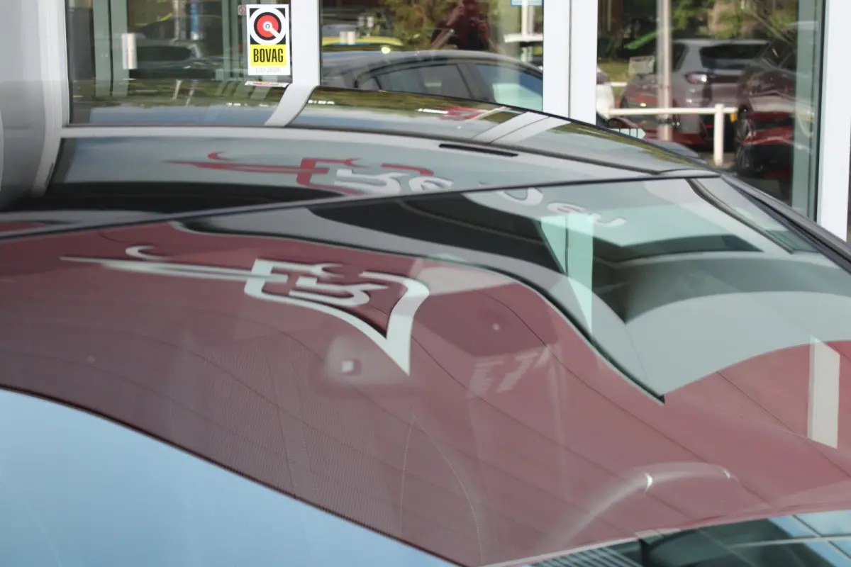 1.2 Hybrid 145PK AUTOMAAT GT | CAMERA VOOR + ACHTER | NAVIGATIE | DRAADLOZE APPLE CARPLAY/ANDROID AUTO | FULL LED KOPLAMPEN | LICHTMETALEN VELGEN 17" | DODEHOEK DETECTIE | DRAADLOZE TELEFOON