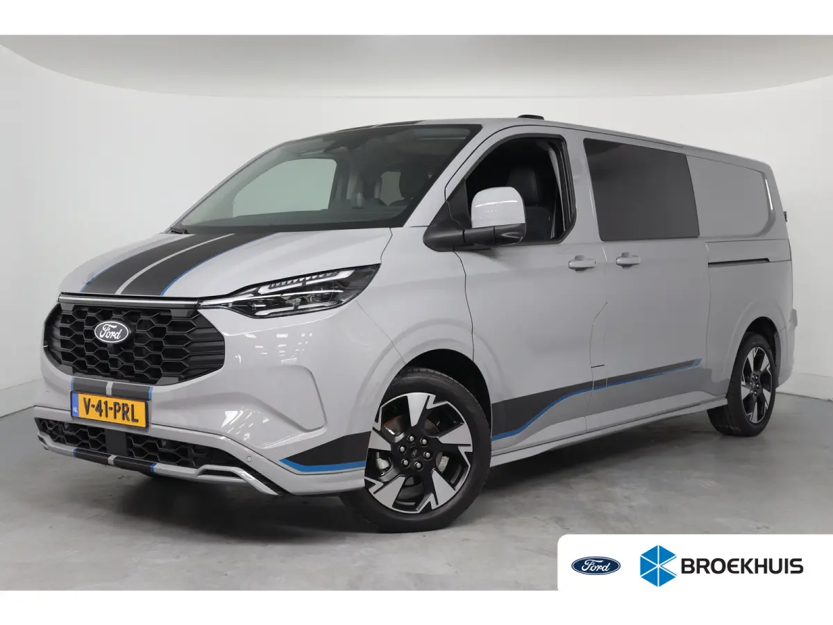 320 2.5 PHEV L2H1 Sport DC | Trekhaak | 360* Camera | Adaptieve Cruise Control | Stoel & Stuurverwarming | Navigatie | Dodehoek |