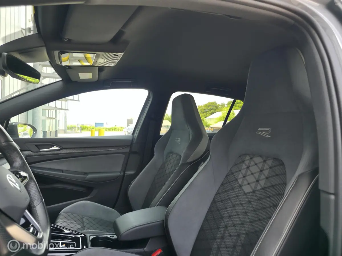 1.5 eTSI R-Line / Sfeer / Carplay / Camera
