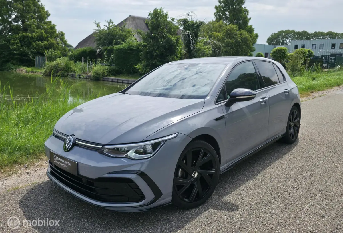 1.5 eTSI R-Line / Sfeer / Carplay / Camera
