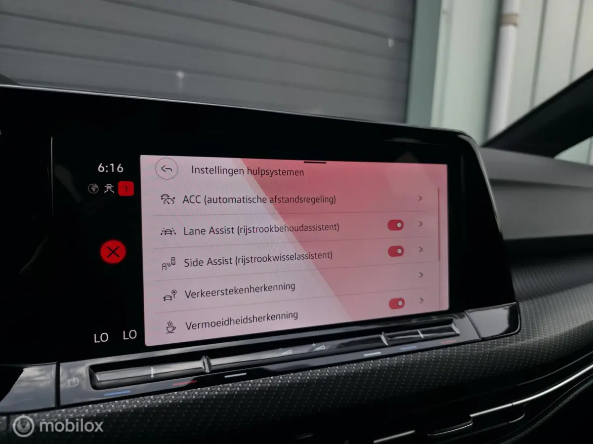 1.5 eTSI R-Line / Sfeer / Carplay / Camera