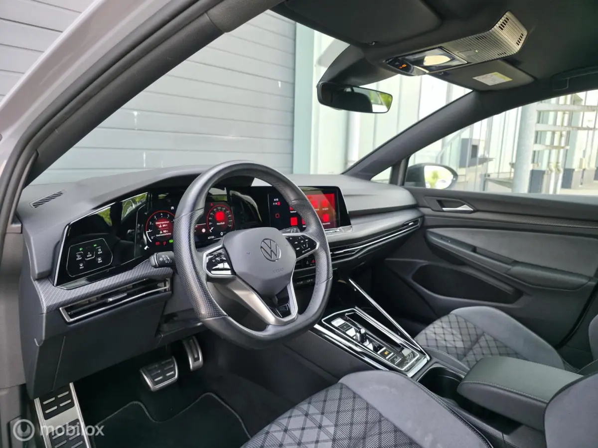 1.5 eTSI R-Line / Sfeer / Carplay / Camera