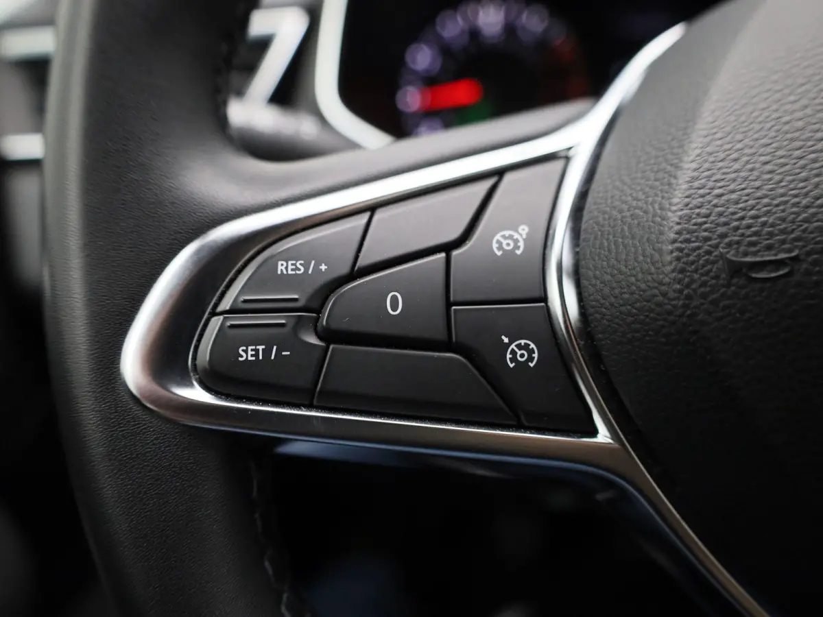 1.0 TCe Zen | Cruise control | Bluetooth | Apple carplay/Android auto | Airco