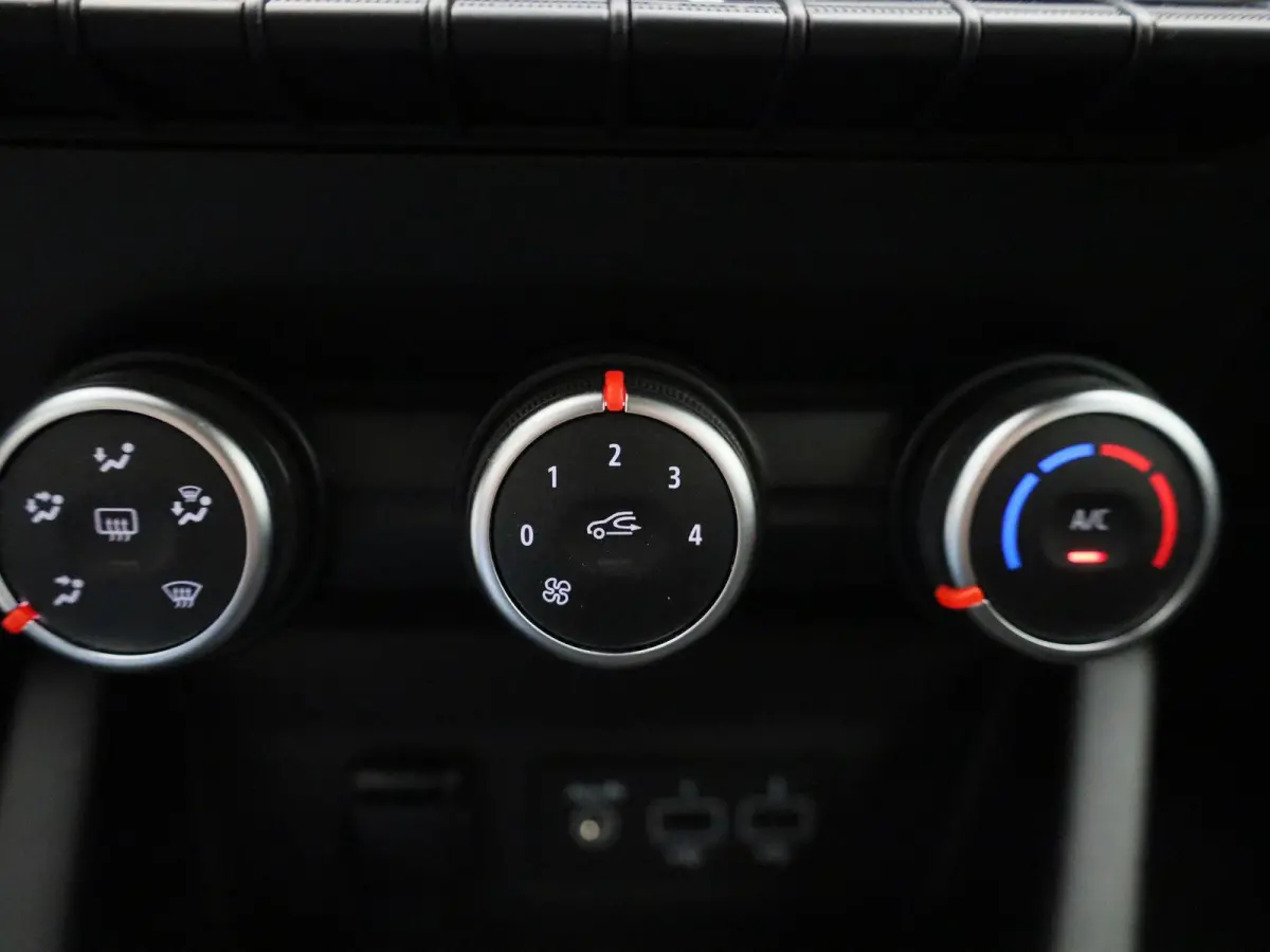 1.0 TCe Zen | Cruise control | Bluetooth | Apple carplay/Android auto | Airco