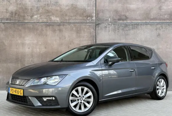 1.0 EcoTSI Style Business Intense | Trekhaak | Navigatie | CarPlay | Climate control | Parkeersensoren |