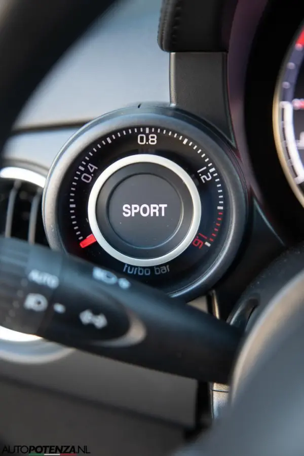 Fiat Abarth 1.4 T-Jet special series F595 500 165PK CarPlay Xenon