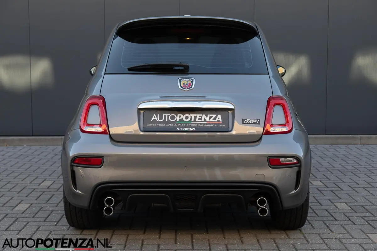 Fiat Abarth 1.4 T-Jet special series F595 500 165PK CarPlay Xenon