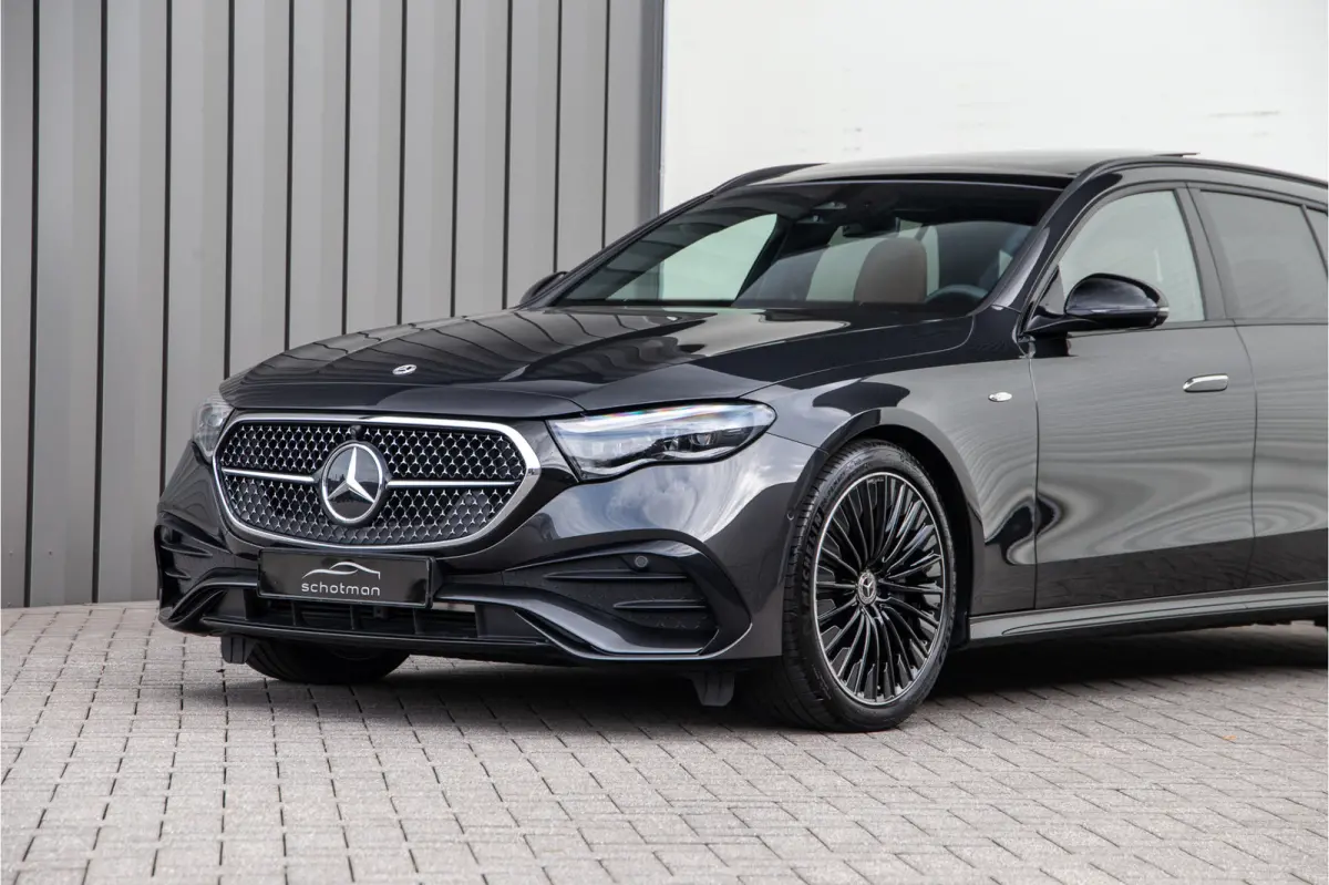 300 e AMG Premium, Hyperscreen, Pano, Nightpakket, Distronic, 20"