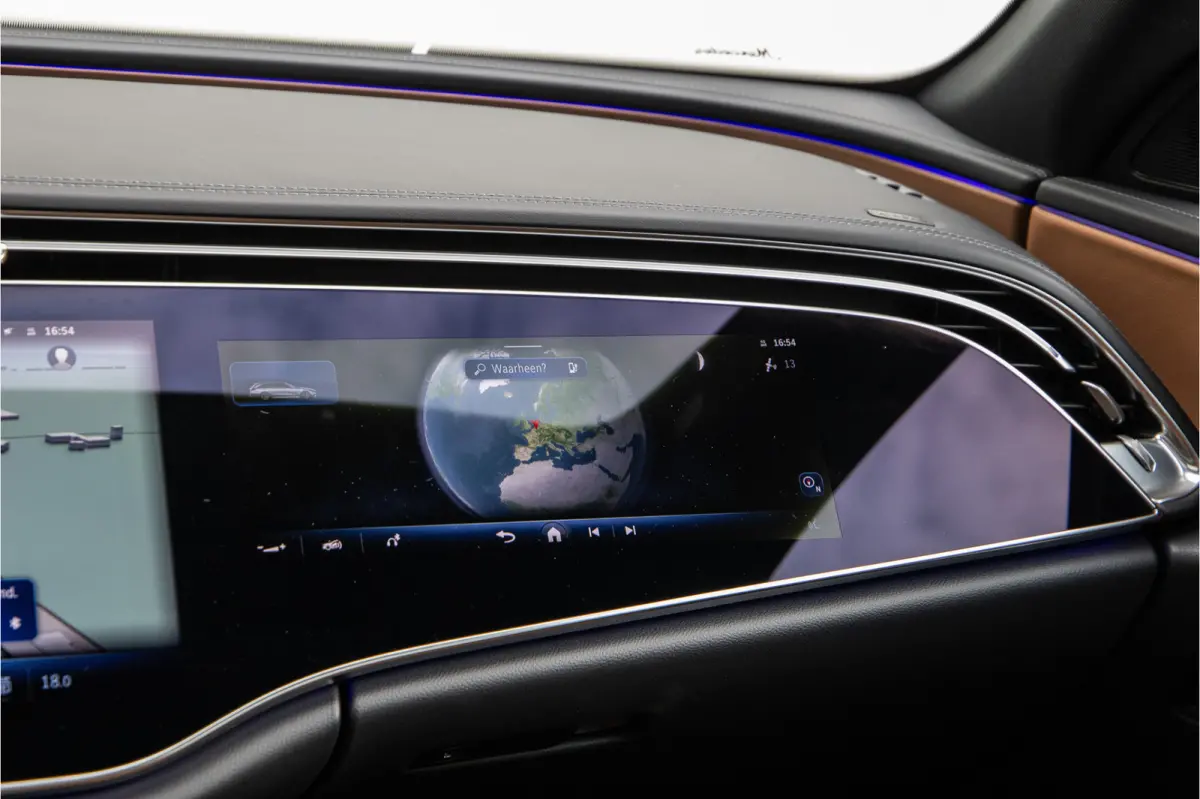 300 e AMG Premium, Hyperscreen, Pano, Nightpakket, Distronic, 20"