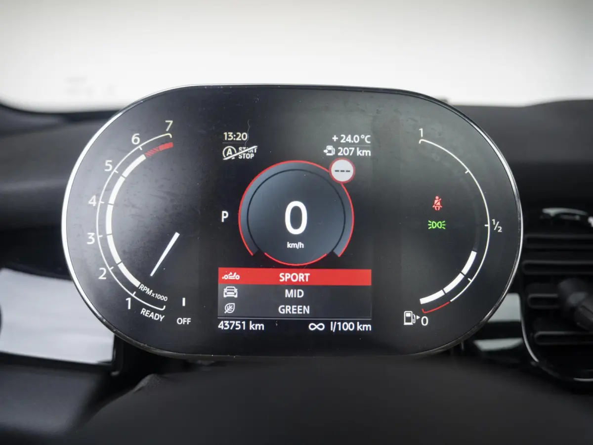 Cooper Yours leder | Panoramadak | Harman-Kardon