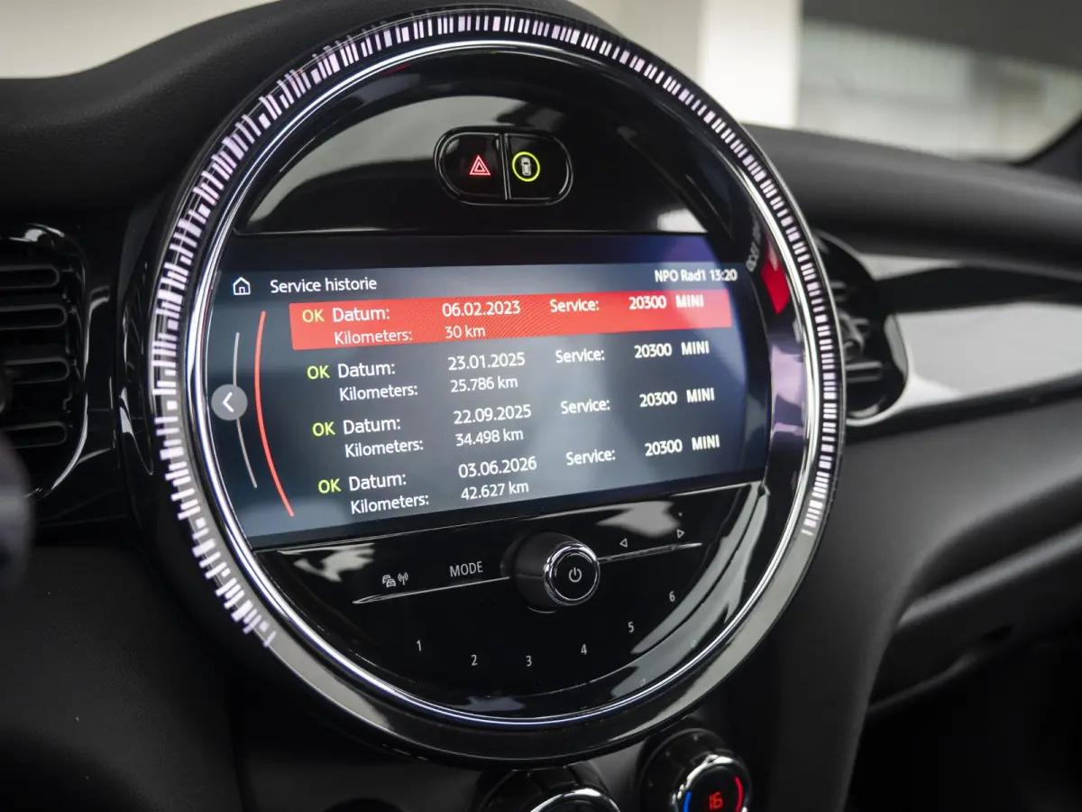 Cooper Yours leder | Panoramadak | Harman-Kardon
