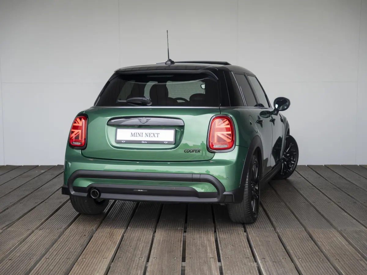 Cooper Yours leder | Panoramadak | Harman-Kardon