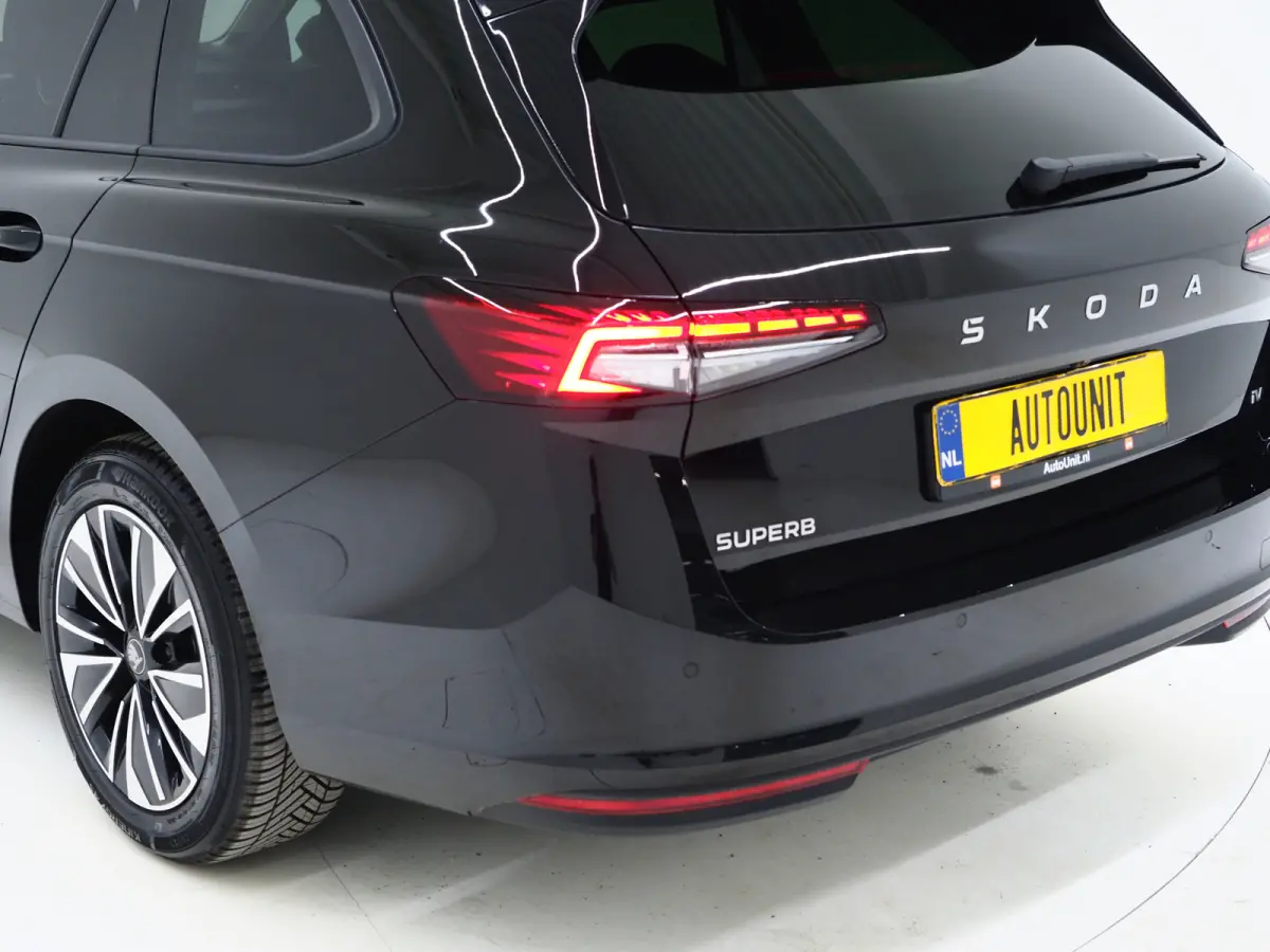 1.5 TSI PHEV 204PK | Panoramadak | HUD | Camera | Keyless | Adaptive Cruise | Dodehoek | Carplay