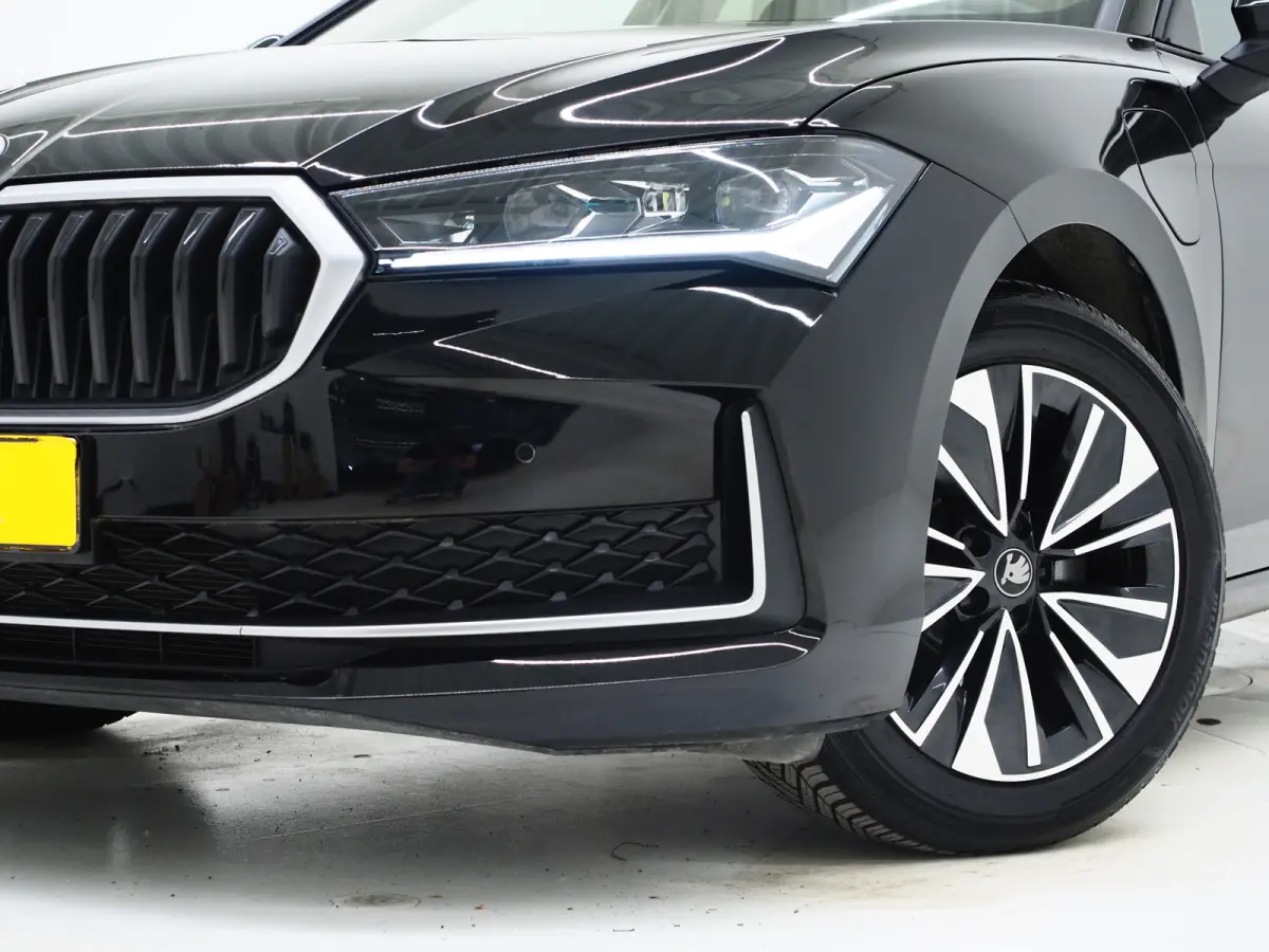 1.5 TSI PHEV 204PK | Panoramadak | HUD | Camera | Keyless | Adaptive Cruise | Dodehoek | Carplay