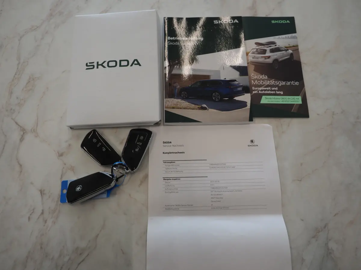 1.5 TSI PHEV 204PK | Panoramadak | HUD | Camera | Keyless | Adaptive Cruise | Dodehoek | Carplay