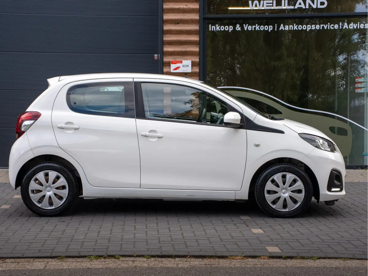 1.0 e-VTi Active Apple Carplay en BTW-auto I 1ste eig. I Airco I Carplay I BTW-auto I Dealeronderhouden I