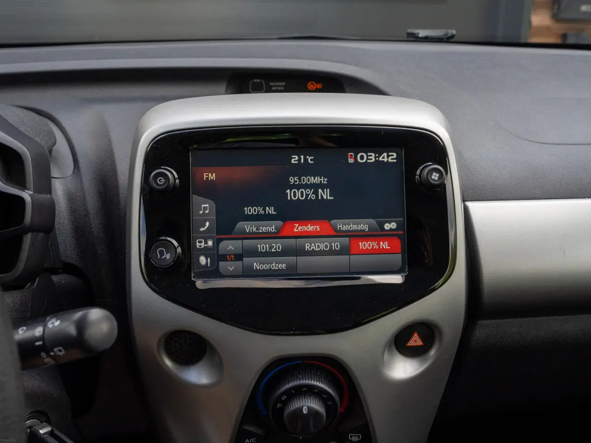 1.0 e-VTi Active Apple Carplay en BTW-auto I 1ste eig. I Airco I Carplay I BTW-auto I Dealeronderhouden I