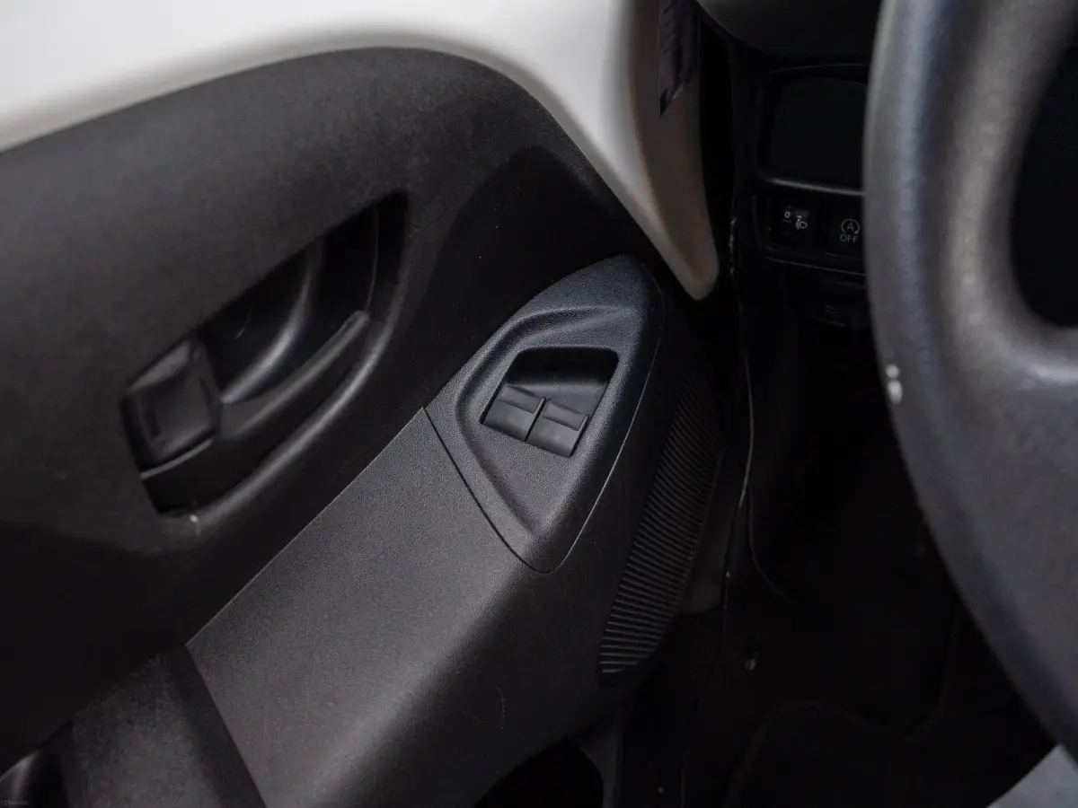 1.0 e-VTi Active Apple Carplay en BTW-auto I 1ste eig. I Airco I Carplay I BTW-auto I Dealeronderhouden I