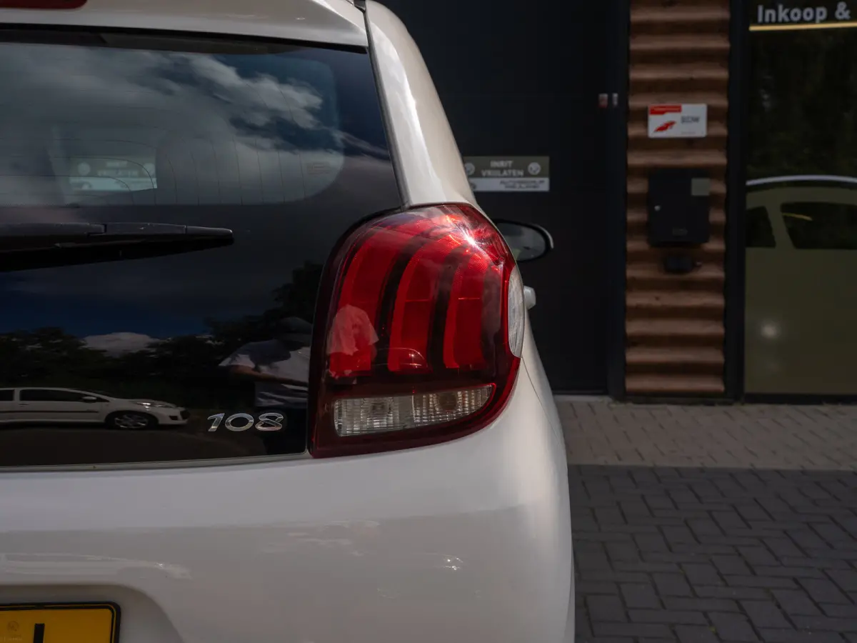 1.0 e-VTi Active Apple Carplay en BTW-auto I 1ste eig. I Airco I Carplay I BTW-auto I Dealeronderhouden I