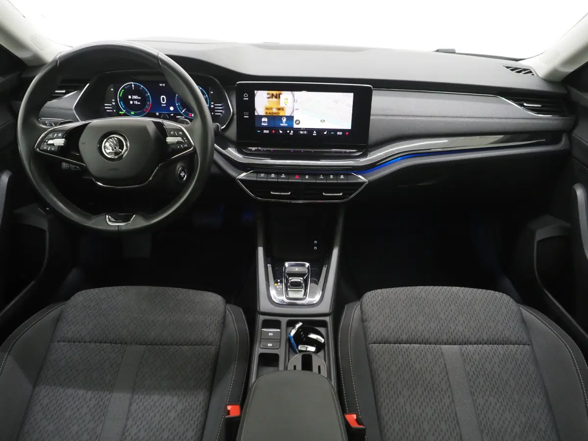 1.4 TSI iV PHEV | Panoramadak | HUD | Camera | Sfeerlicht | Keyless | Adaptive Cruise | Memory